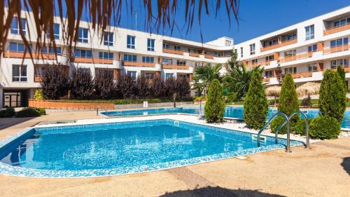 Sarafovo Apartment | Discover Las Brisas Garden Apartment with Oceanfront Pool