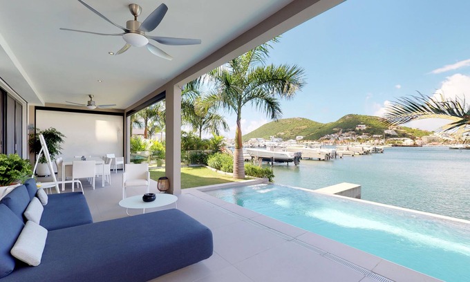 Cole Bay Apartment | Experience Las Brisas Apartment with Private Pool & Ocean View