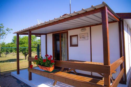 Guadamur Apartment | Pet-Friendly Retreat at Las Casitas de Guadamur
