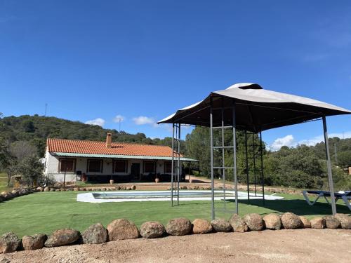 Villaviciosa de Cordoba House | Experience Las Chorreras del Orejón: 4-Star Family Retreat