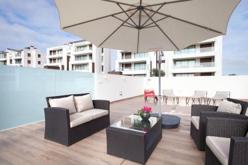 Lo Rufete Apartment | Discover Las Colinas: 4-Star Oceanfront Retreat