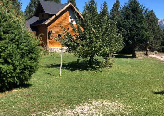 Meliquina Ski Chalet | Discover Las Cuatro Lunas: Pet-Friendly Family Retreat
