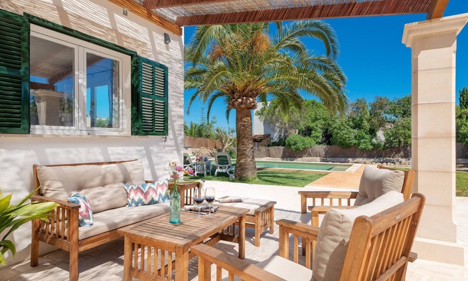 Cala Llombards Villa | Villa Las Estrellas: Private Pool Oasis in Cala Llombards