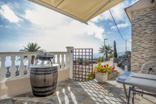 Jedey House | Explore Las Golondrinas - Your Ideal Getaway Awaits