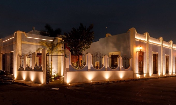 Campeche Hotel | Exceptional Las Lupitas Hotel Boutique: Pool, Spa & Dining