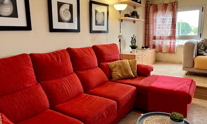 Playa de Arinaga Apartment | Cozy Las Nasas Apartment with Oceanfront Views & Hot Tub