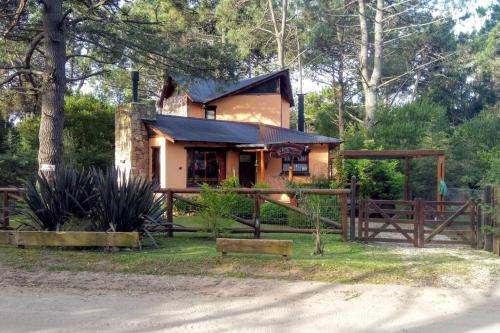 Las Gaviotas House | Discover Las Nenas: A Forest Paradise for Families
