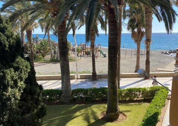 Algarrobo Apartment | Discover Las Palmeras: Oceanfront Retreat with Pool Access