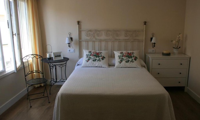 Porto de Espasante House | Oceanfront Escape at Las Palomas - Guest Rated 9/10