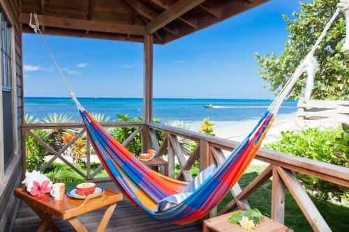Antoneys Cay Hotel | Discover Las Rocas Resort with Oceanfront Views & More