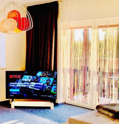 Slupsk Apartment | Stylish Las Słupski Premium Business Apartment with Netflix