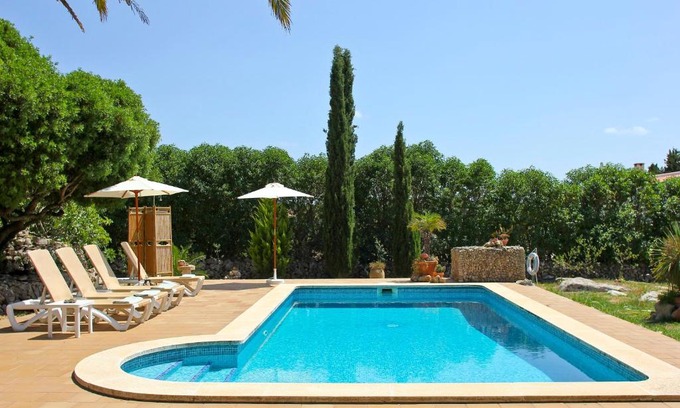 L'Argentina Villa | Discover Las Tórtolas: Family-Friendly Getaway with Pool