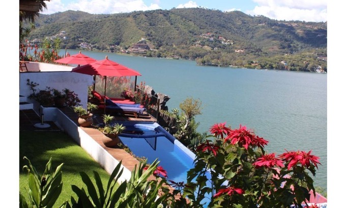 La Pena House | LAS VISTAS HOUSE: Tranquil Getaway with Ocean Views