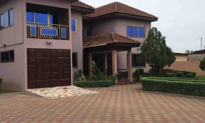Sakumono Apartment | Family-Friendly Stay at Lashibi Residence Master Suite