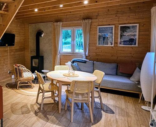 Gledy House | Oceanfront Retreat at LasoNarium - Pet Friendly & Family Fun