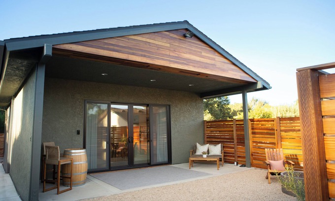 Los Olivos Cottage | Enchanting Los Olivos Studio: Walk to Town, Spa & Breakfast