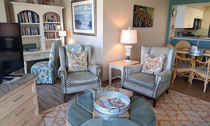 Myrtle Beach Condo | Unforgettable 77th Ave N: Rooftop Pools & Ocean Views