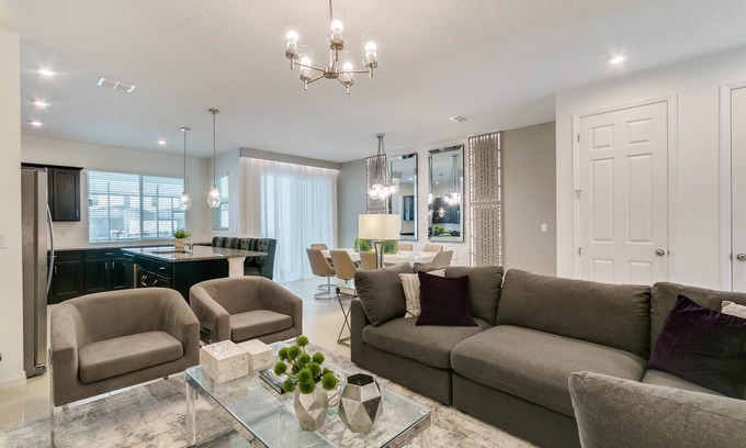 Indian Ridge House | Exciting Disney Getaway with Private Pool & Hot Tub