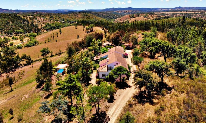 Reliquias Villa | Escape to NatureVilla: Poolside Retreat near V.N. Milfontes