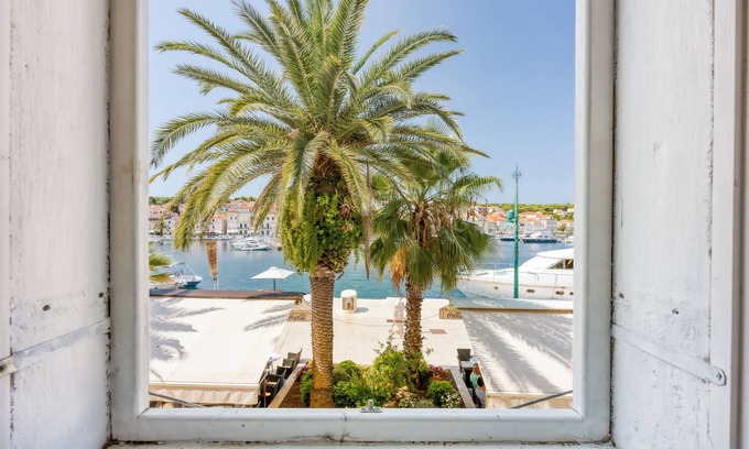 Cove Murtar Apartment | Lasta 10 Losinj Town Studio Apartment