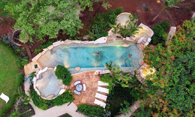 Los Pargos Cabin | Laticalodge: Private 7BR Villa with Pool Near Playa Negra