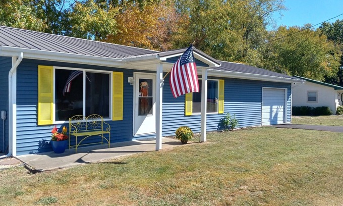 Hardin House | Latitude Adjustment Kentucky Lake