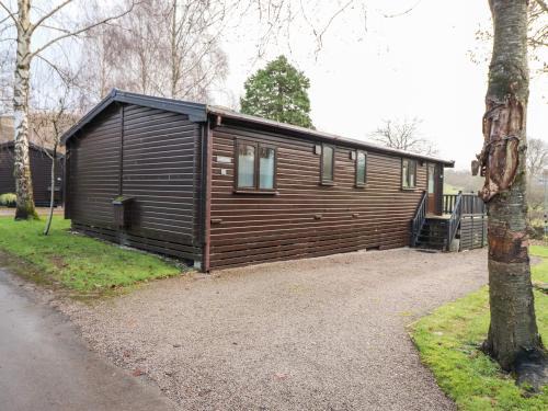 Keswick House | Discover Latrigg Lodge: Family-Friendly Oceanfront Retreat