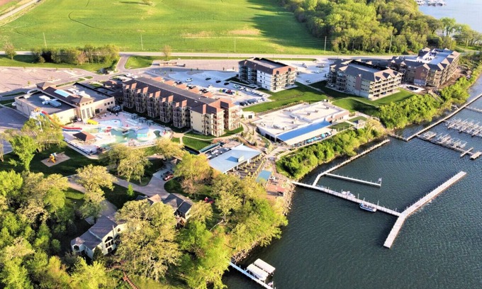 Arnolds Park Condo | Unforgettable Stay at Lattitude Adjustment Bayside Retreat