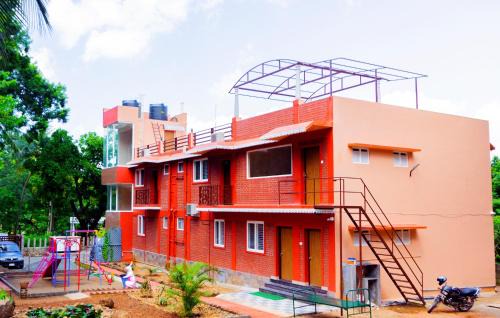 Courtallam Hotel | Pet-Friendly Retreat at Laughing Waters Fine Stay