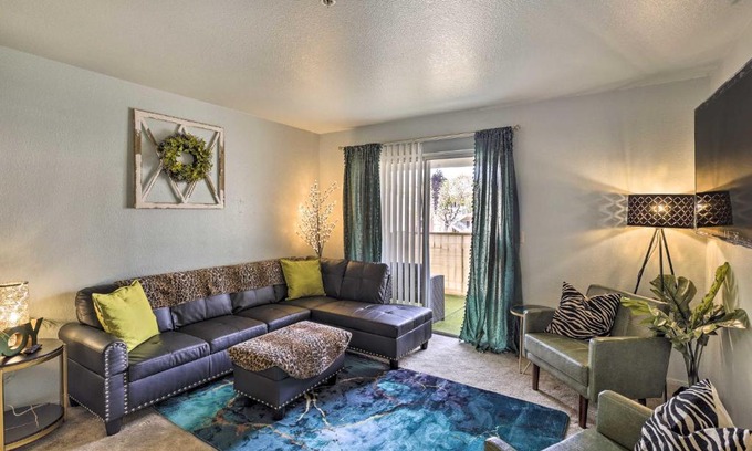 Laughlin Apartment | Relax at Laughlin Mtn Getaway Near Colorado River
