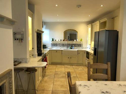 Upper Town Apartment | Explore Lauras Townhouse Apartments: 4-Star Comfort Awaits
