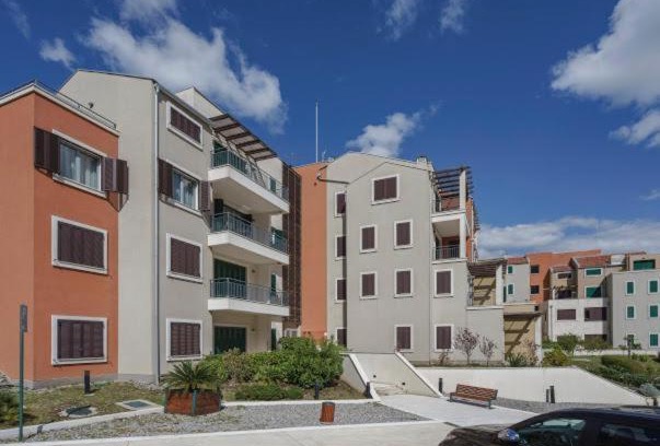 Donji Morinj Apartment | Inviting Lavender Bay Apartment with Pool and Ocean Views
