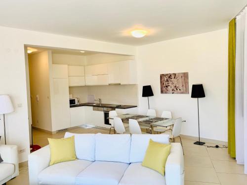 Donji Morinj Apartment | Elegant Stay at Lavender Bay Apartment B13 - Rated 9.1/10
