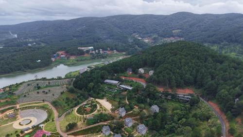 Da Lat Resort | Discover Lavender Dalat Hotel & Resorts: Family-Friendly Oasis