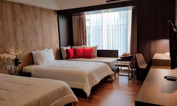 Mlati Apartment | Bright Lavenderbnb Room 9 with Pool & Breakfast in Mataram