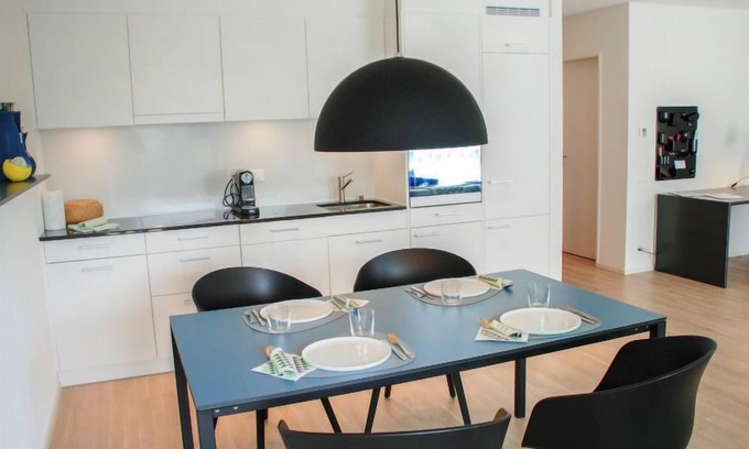 Locarno Apartment | Guest Rated 9.8: LaVille A-2-3 with Lake View & Spa