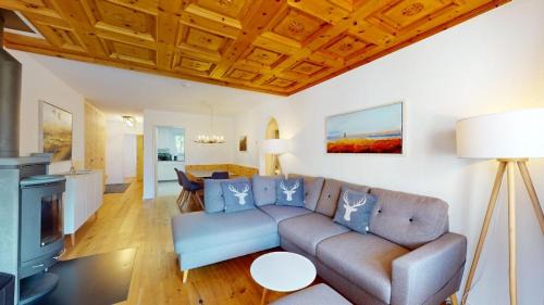 Celerina-Schlarigna Apartment | Family-Friendly Retreat at Lavinas 2 - Celerina, Rated 9/10
