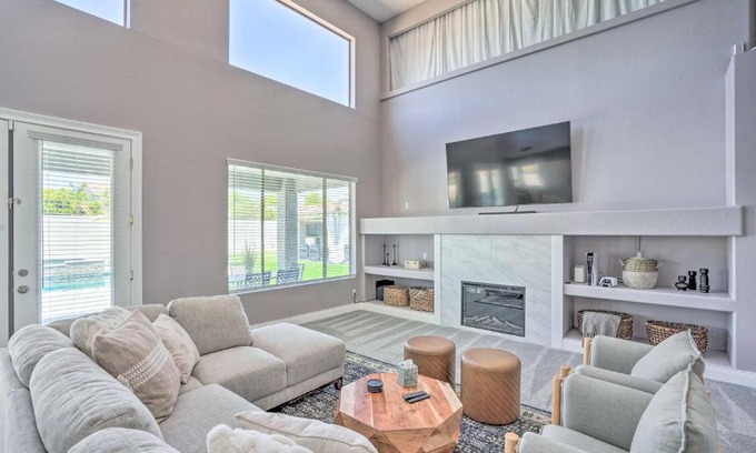 Litchfield Park House | Elegant Home Theater Retreat with Pool and Hot Tub