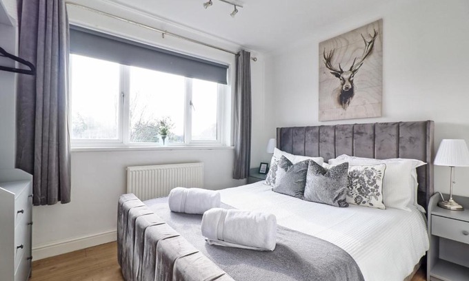 Rayleigh Apartment | Pet-Friendly Rayleigh Apartment with High Guest Ratings