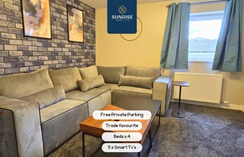 Dundee Apartment | LAW 1 - INVOICE and REDUCED PRICE are only by SUNRISE SHORT LETS DUNDEE, 4 Rooms, 4 Beds with TV's and Fans, BRAND NEW FURNITURE, FRESHLY REDECORATED Rooms, Free Private Parking, Fully Equipped, Group Favourite, 5 mins TO CENTRE - Long Stays