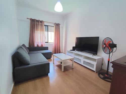 Odivelas House | Comfortable Rooms for Rent with Family-Friendly Amenities