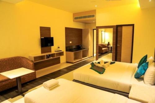 Mayiladuthurai Hotel | Family-Friendly Laya Regency with Great Guest Ratings
