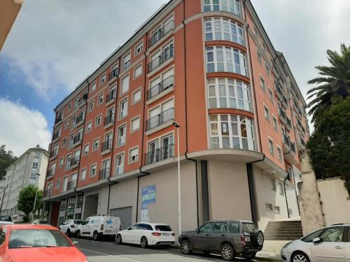 Viveiro Apartment | Discover Lazaro Sol: Family-Friendly Retreat with High Ratings