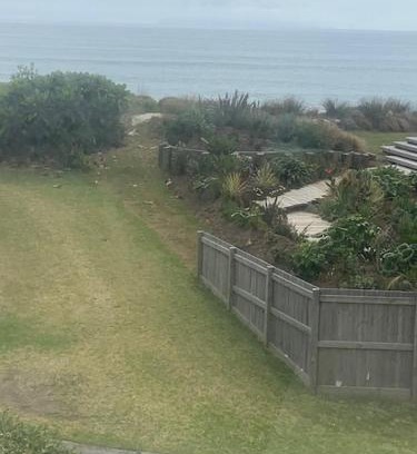 Waihi Beach House | Relax at Laze on Loop - Waihi Beach Holiday Home