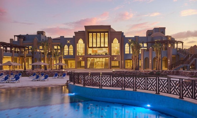 El Quseir Resort | Relax at Lazuli Hotel, Marsa Alam – 5-Star Oceanfront Retreat