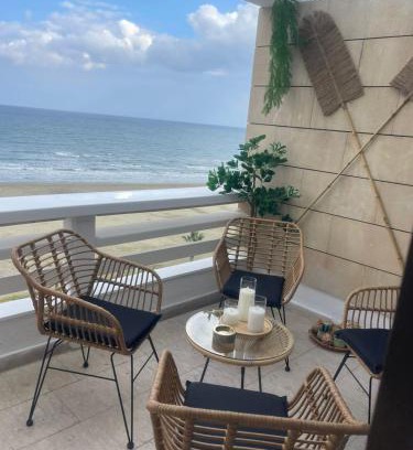 Larnaca Apartment | Oceanfront Lazuli Sea View Beachfront Apartment - Rated 9.3