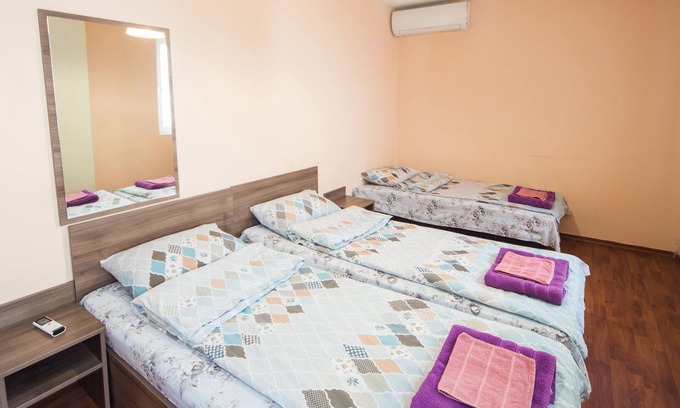 Burgas Apartment | LAZUR - 15min to the Beach with Oceanfront Views