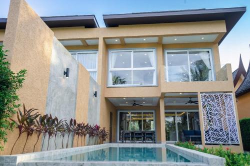 Klong Son Villa | Relax at Lazure Pool Villa - Koh Chang with Ocean Views