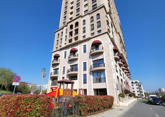 Burgas Apartment | Oceanfront Lazuren Bryag Lux Suite with Private Pool