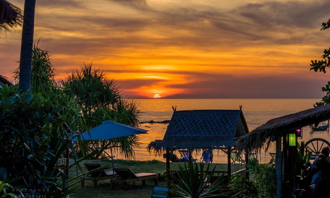 Ko Lanta Hotel | Ideal Stay at Lazy Days Bungalows: Pool and Family-Friendly